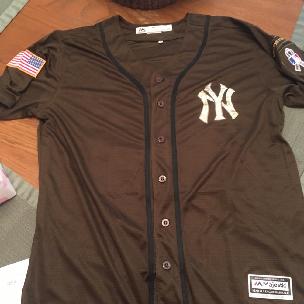 NY Yankees Salute to Service Jersey - DJ LeMahieu